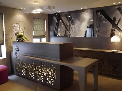 艾菲尔国会大厦酒店 3* 巴黎