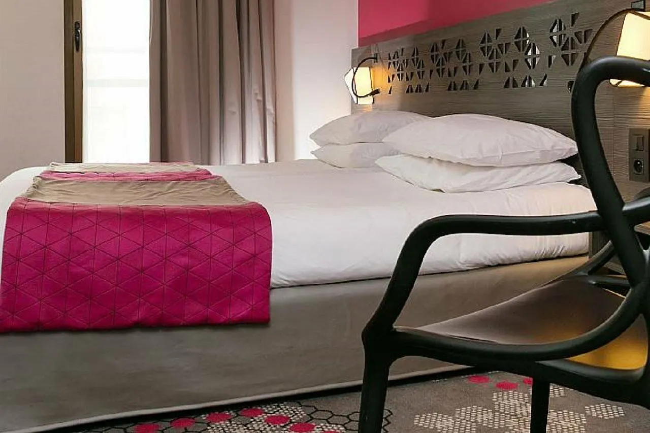 Hotel Eiffel Capitol Paris